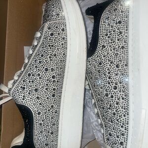 Stylish Black and White Women's  Steve Madden Sneakers